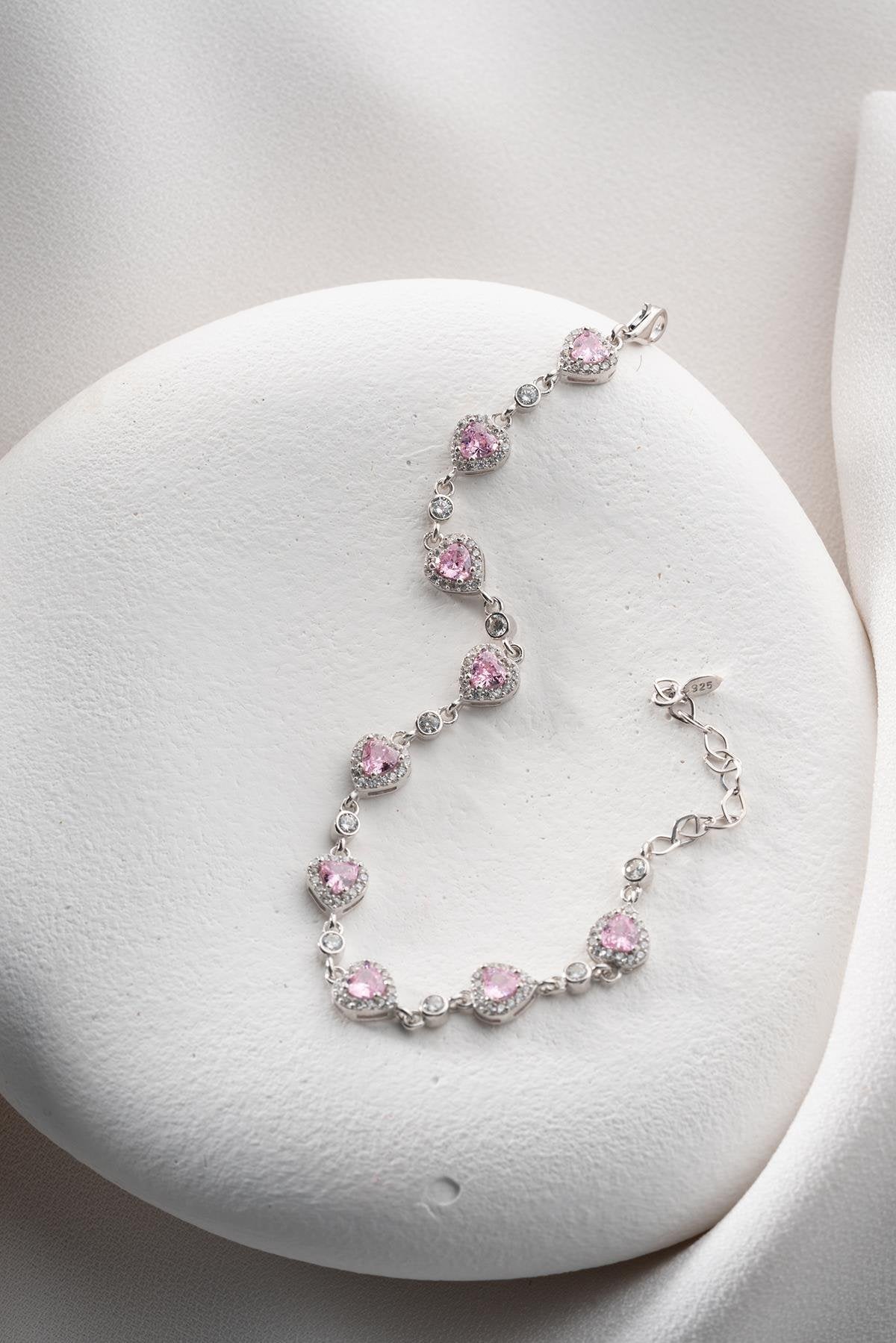 Roz Herz Bracelet