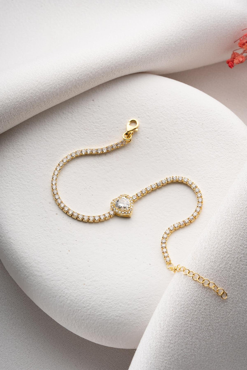 Golden Heart Bracelet