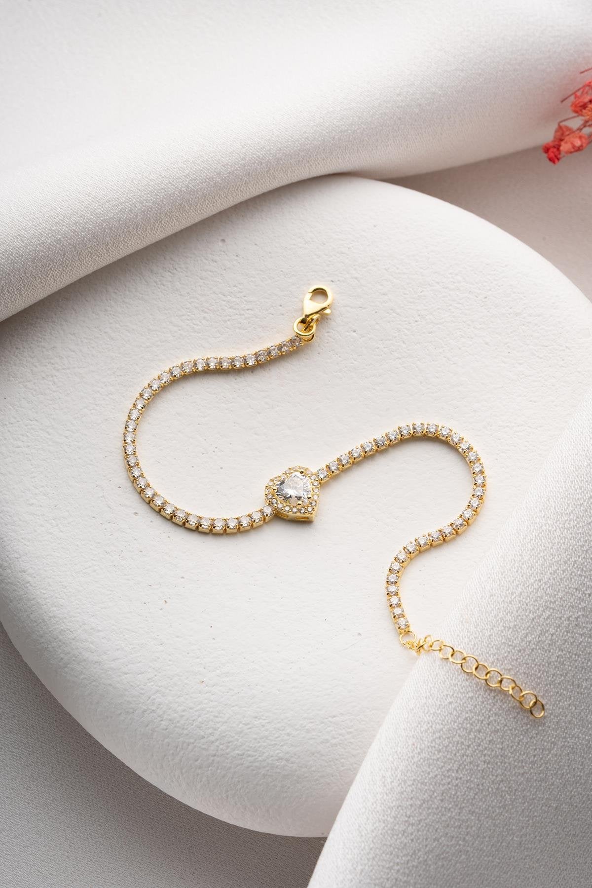 Golden Heart Bracelet