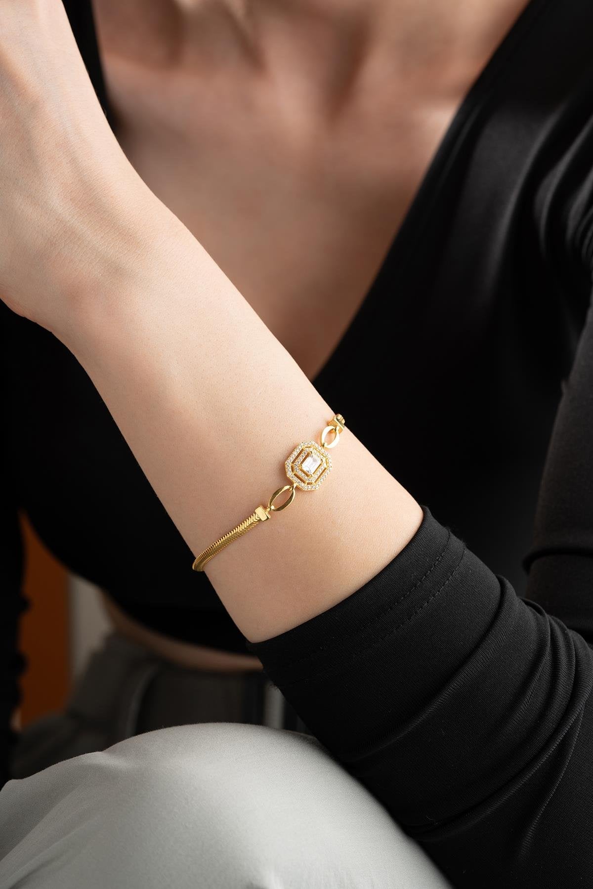 Golden D Bracelet
