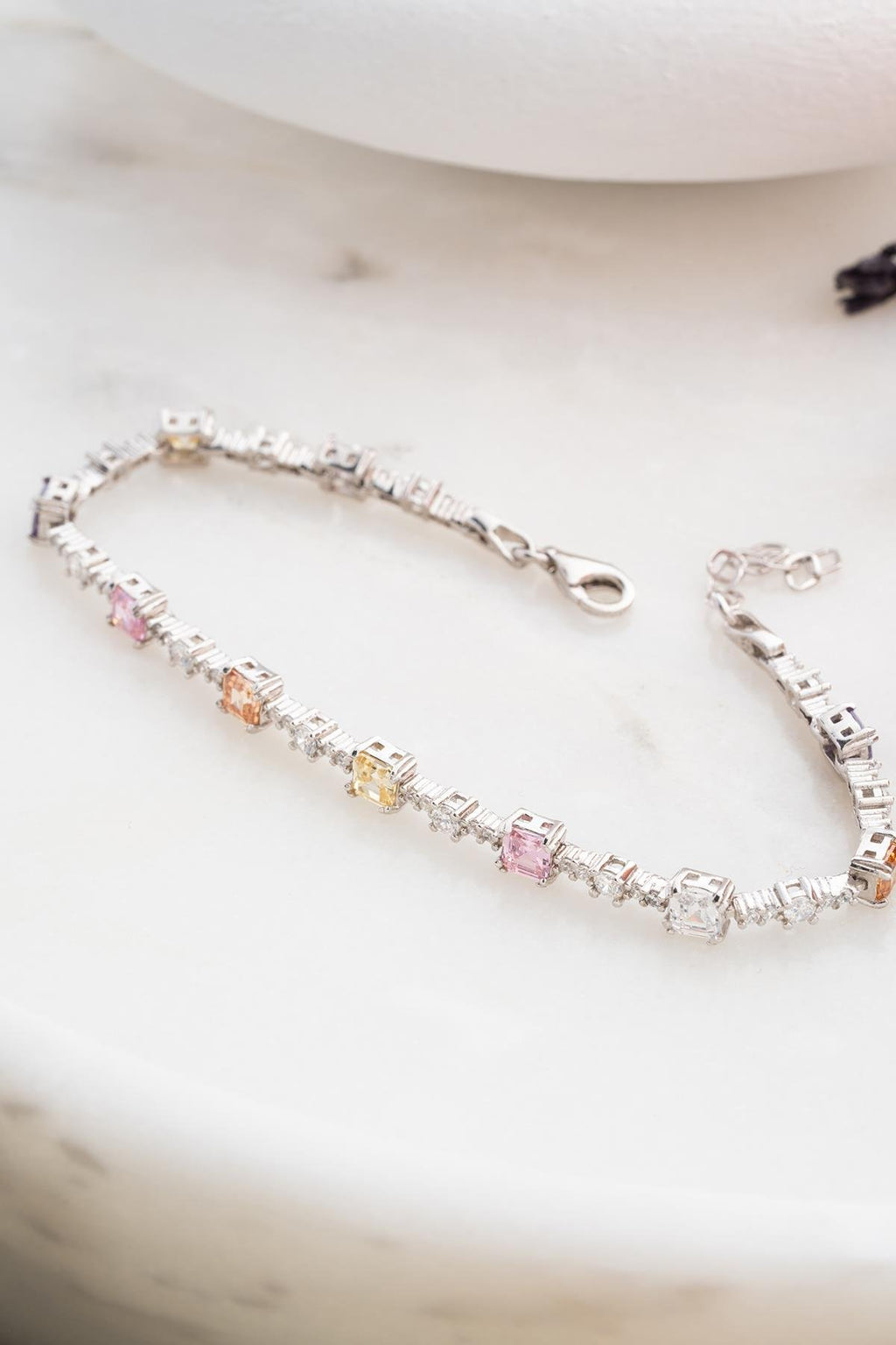 Mix Stones Fornia Bracelet