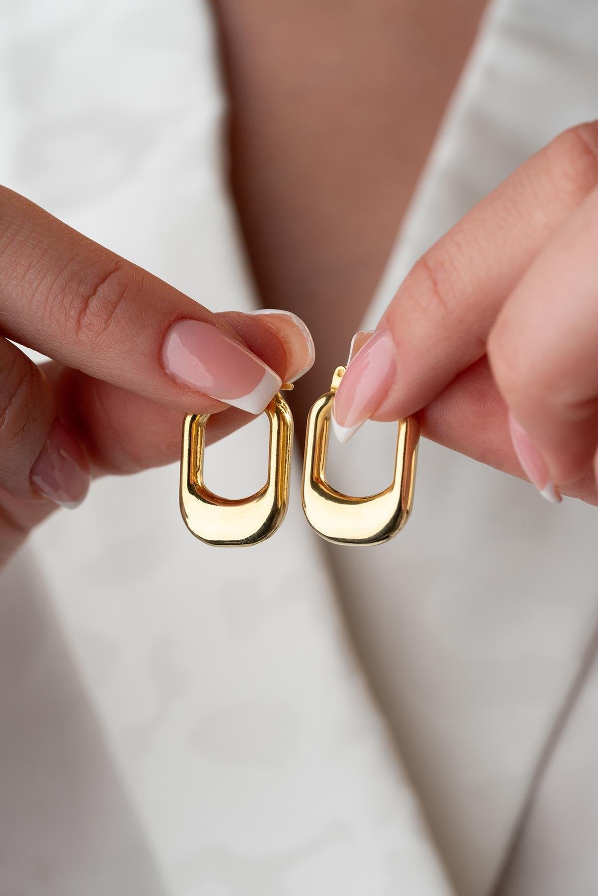 Trosita Golden Earrings