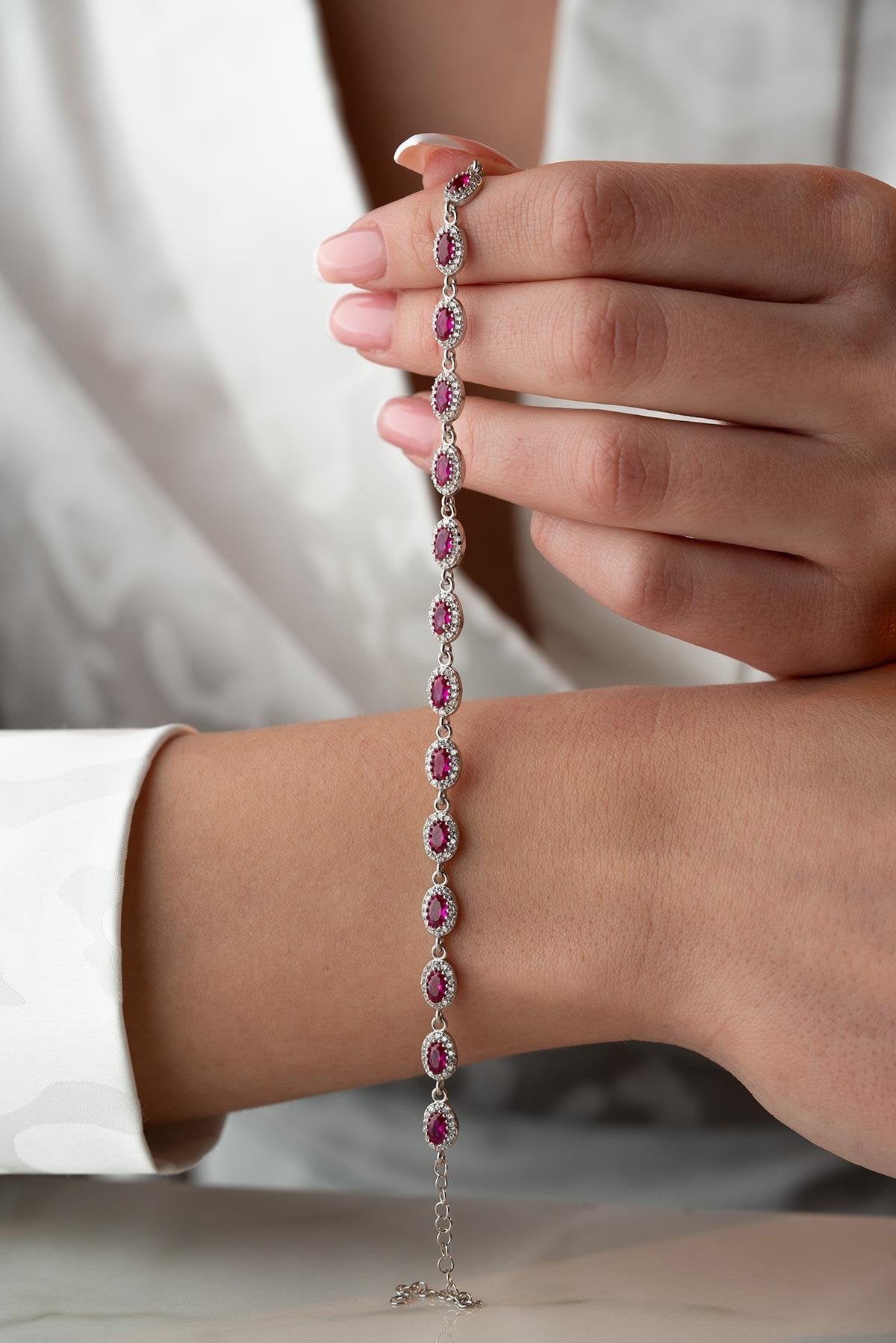 Red Veloura Bracelet
