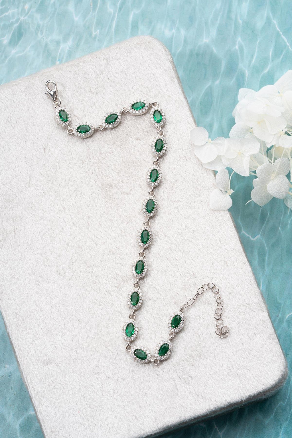 Emerald Veloura Bracelet