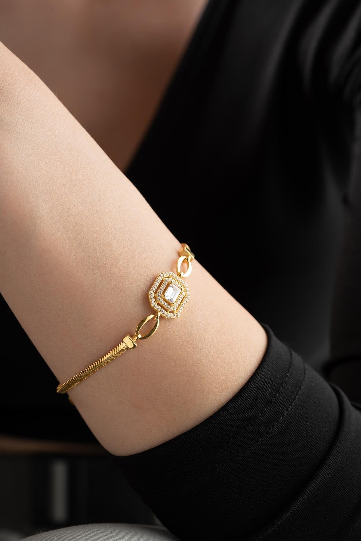 Golden D Bracelet