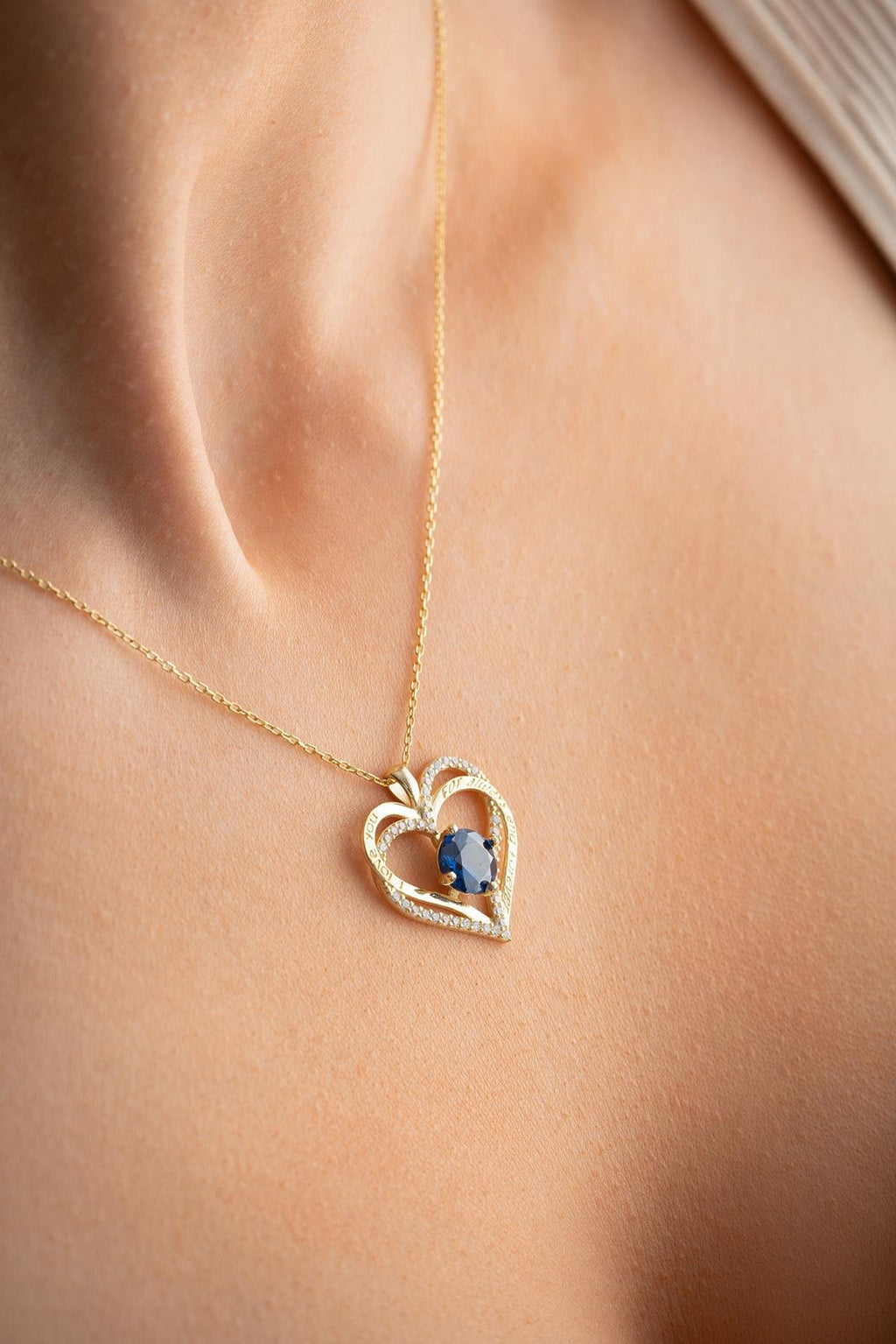Senorae Heart gold plated Necklace