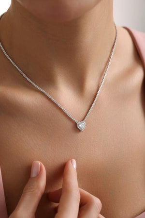 Blanc Heart’s whisper Necklace
