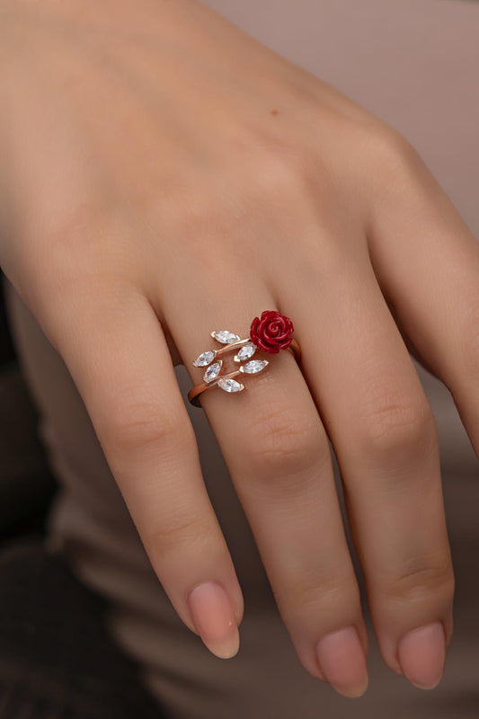 Ivy Model Red Rose Ring